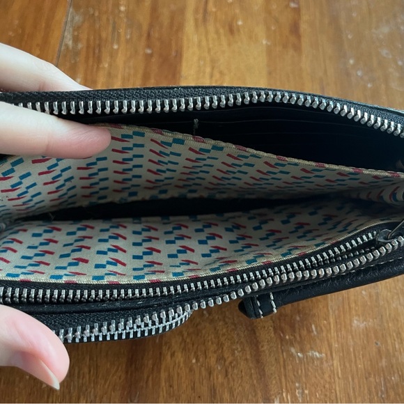 Marc Jacobs Black Leather Wallet - Picture 2 of 7